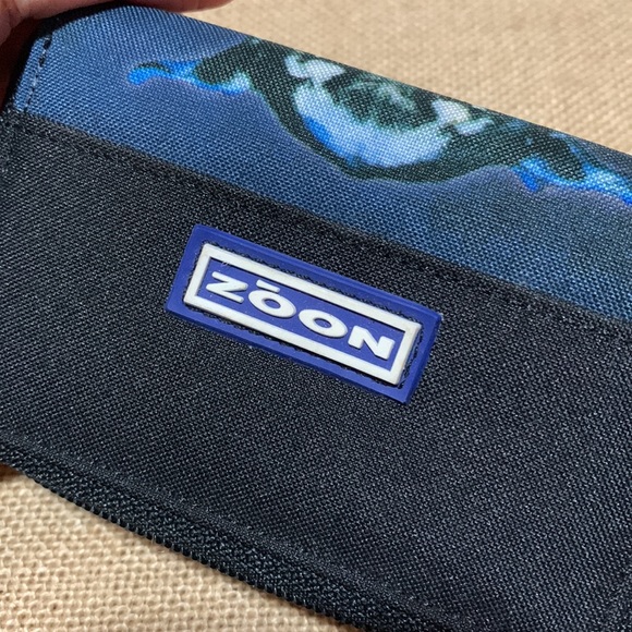 🇨🇦Canada Day SAVING SALE🇨🇦 Wallet with keychain $18 - Picture 5 of 6